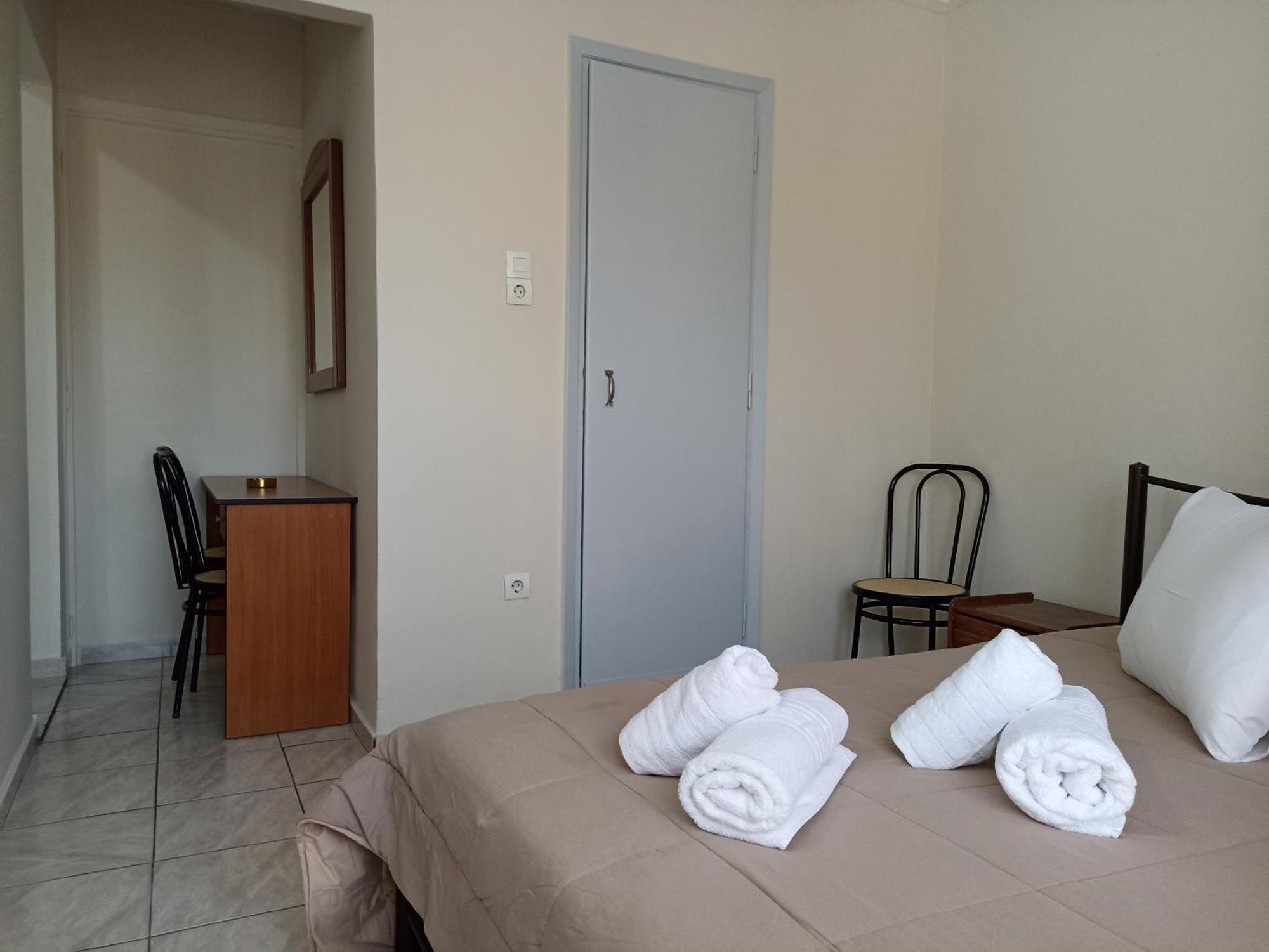 เอไลท์ โฮเต็ล Hotel เอเธนส์ ภายนอก รูปภาพ